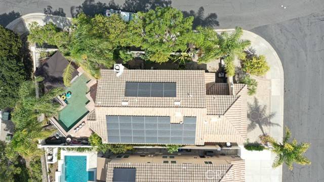 Lake Forest, CA 92610,3 Corozal