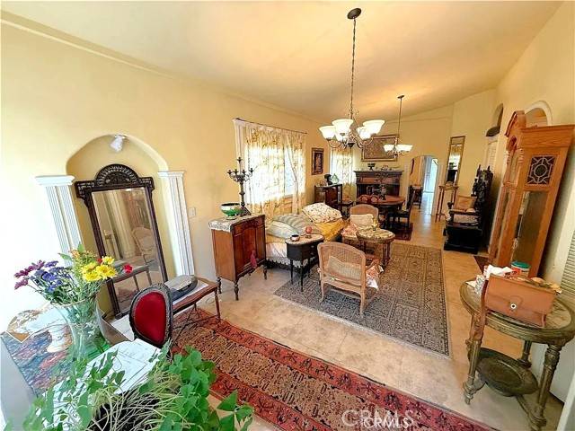 Glendale, CA 91206,529 Naranja DR