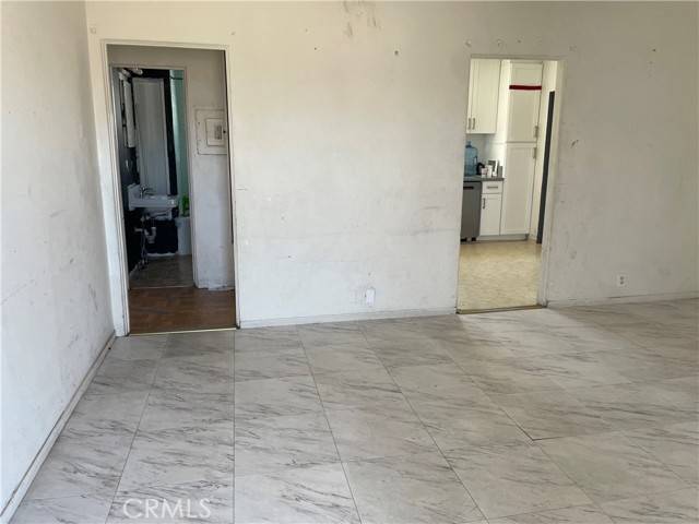 Highland, CA 92404,6994 Elmwood RD