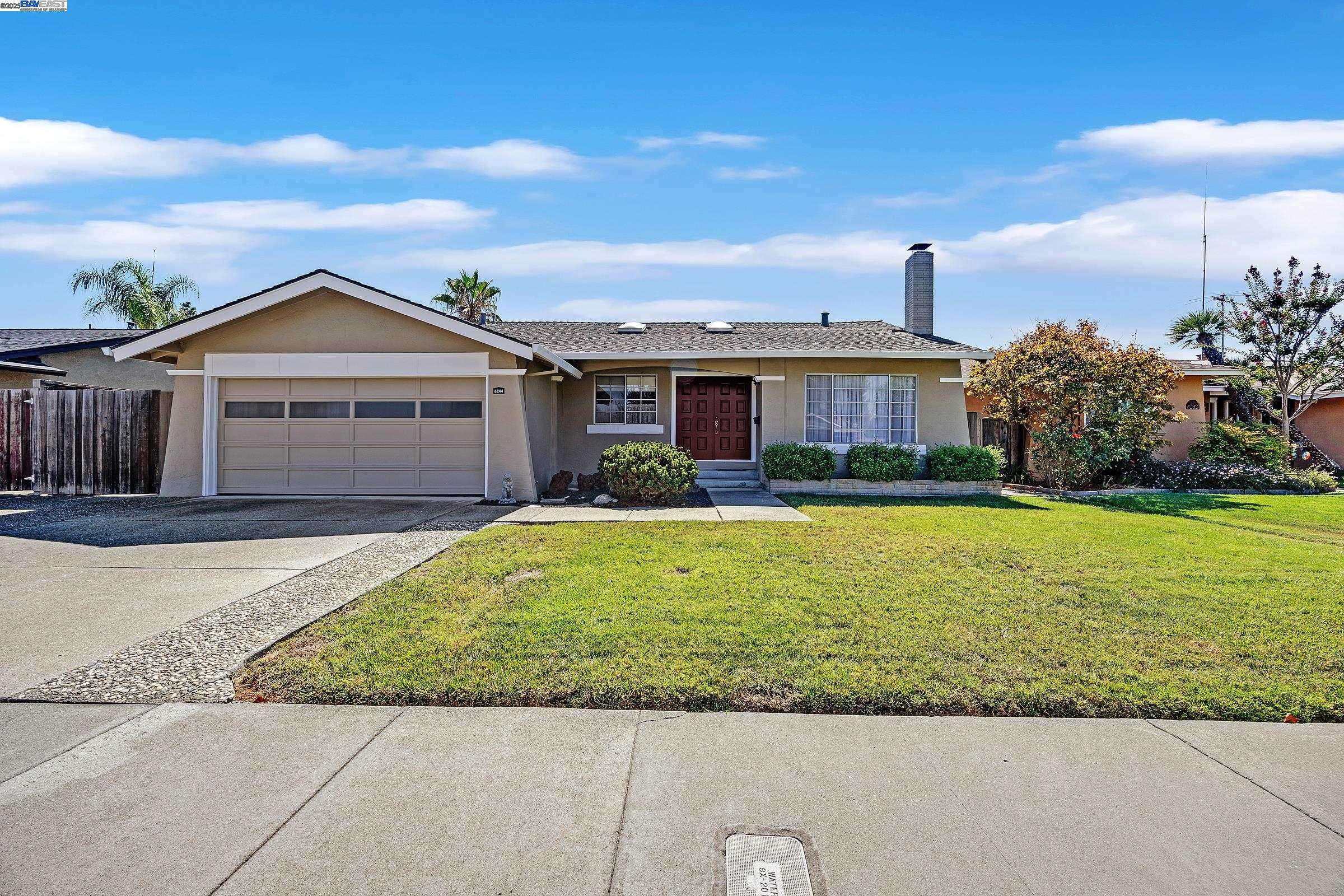 Pleasanton, CA 94588-4454,6244 Robin CT