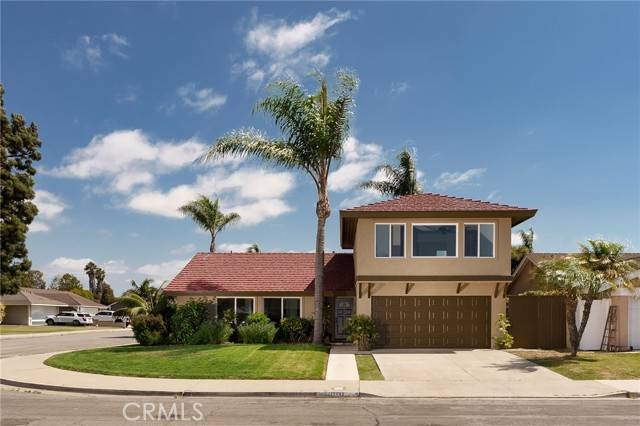 Huntington Beach, CA 92649,17042 Twain LN