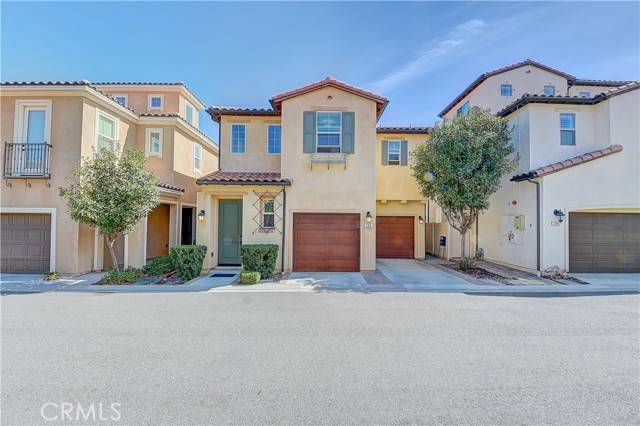 Lake Forest, CA 92630,209 Calle Belleza