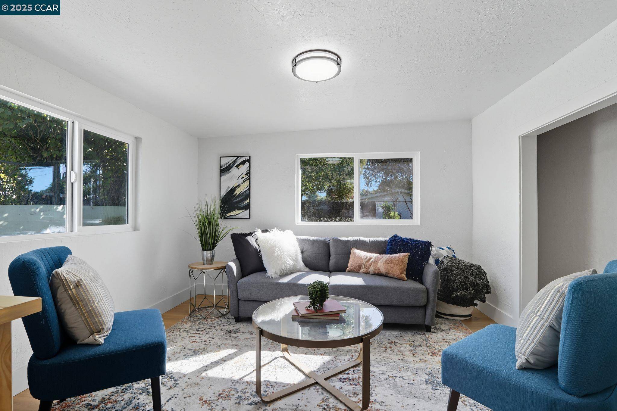 Sacramento, CA 95824,5813 42nd St