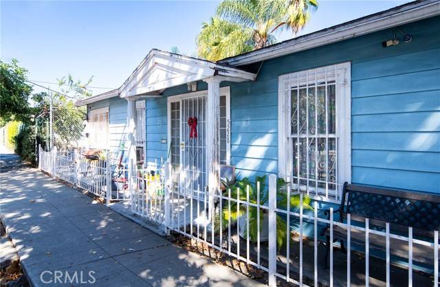 Los Angeles, CA 90042,5228 Longfellow ST