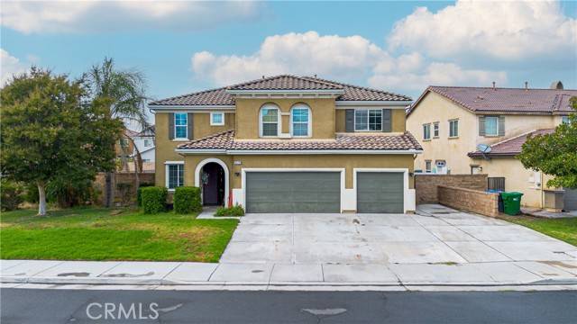 Eastvale, CA 91752,6573 Harrow St