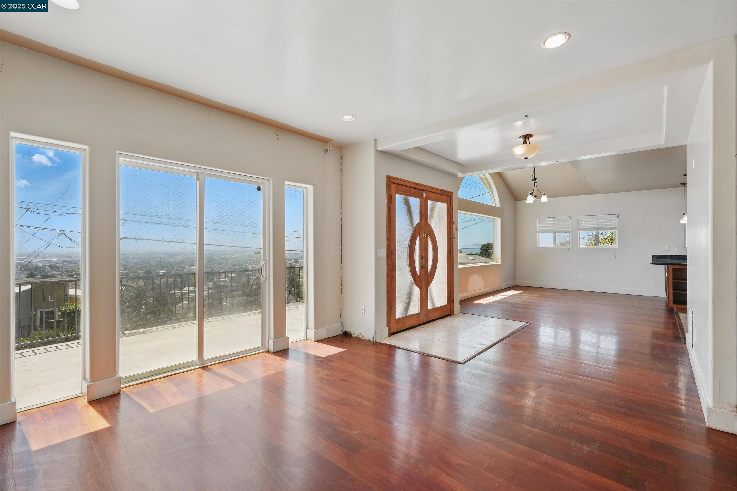 Oakland, CA 94605,3727 Delmont Ave