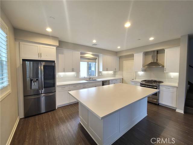 Northridge, CA 91324,19504 Empire