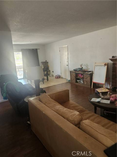 Apple Valley, CA 92307,22230 Shandin RD