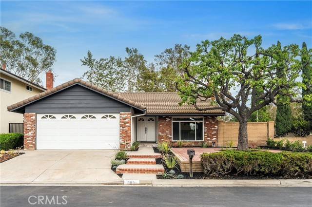 Fullerton, CA 92833,900 Ashton PL