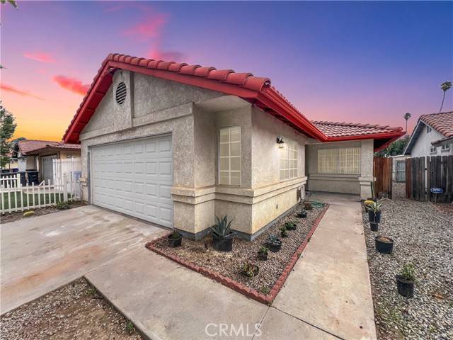 Hemet, CA 92543,881 Don Dr