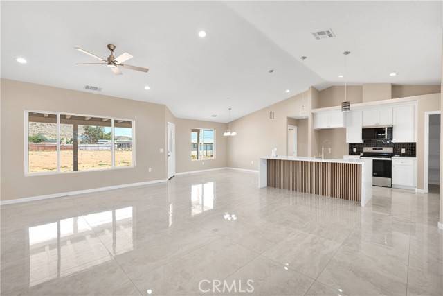 Apple Valley, CA 92307,20020 Symeron RD