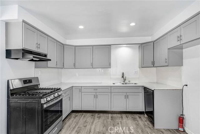 Burbank, CA 91506,1713 1715 W Victory