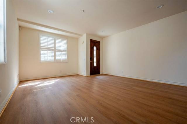 Arcadia, CA 91006,51 E Colorado BLD