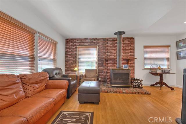 West Covina, CA 91790,1337 E Larkwood