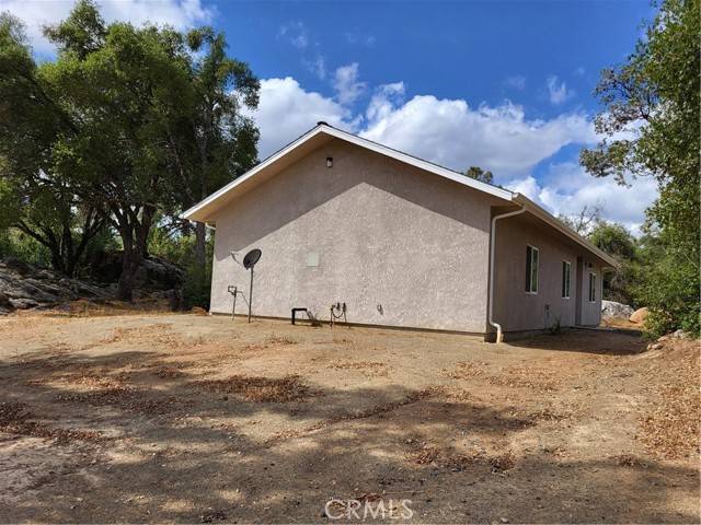 Mariposa, CA 95338,5515 Carleton RD