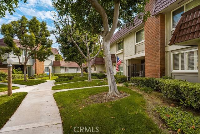 Cypress, CA 90630,6837 Amelia