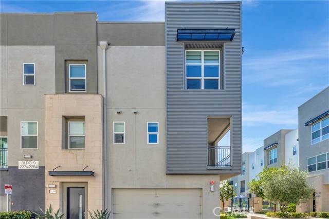 Irvine, CA 92614,2282 Synergy