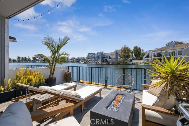 Huntington Beach, CA 92649,3682 Montego DR