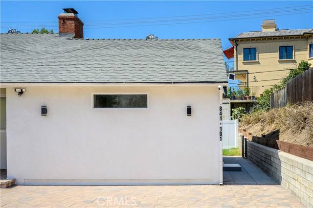 Burbank, CA 91504,841 Irving Dr 101