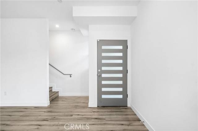 North Hollywood, CA 91601,10857 Morrison 1/2