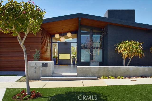 Corona Del Mar, CA 92625,333 Milford DR