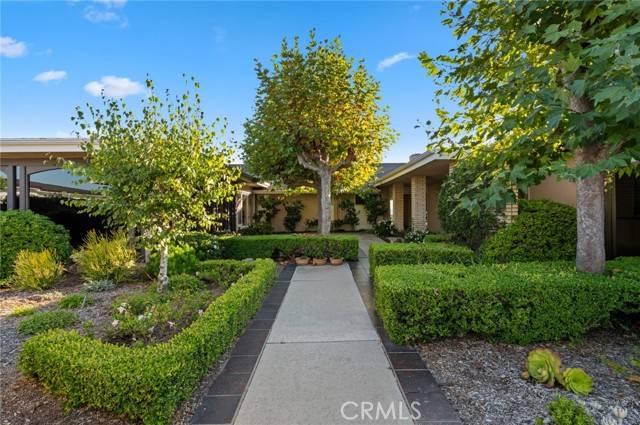 Corona Del Mar, CA 92625,2915 Pebble DR