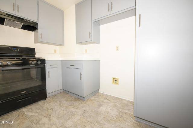 Ventura, CA 93003,581 Kipling LN