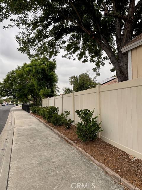 Highland, CA 92346,7597 Cram RD