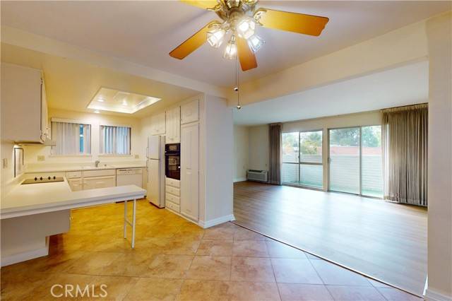 Laguna Woods, CA 92637,633 Avenida Sevilla B