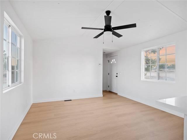 Phelan, CA 92371,9561 Middleton RD