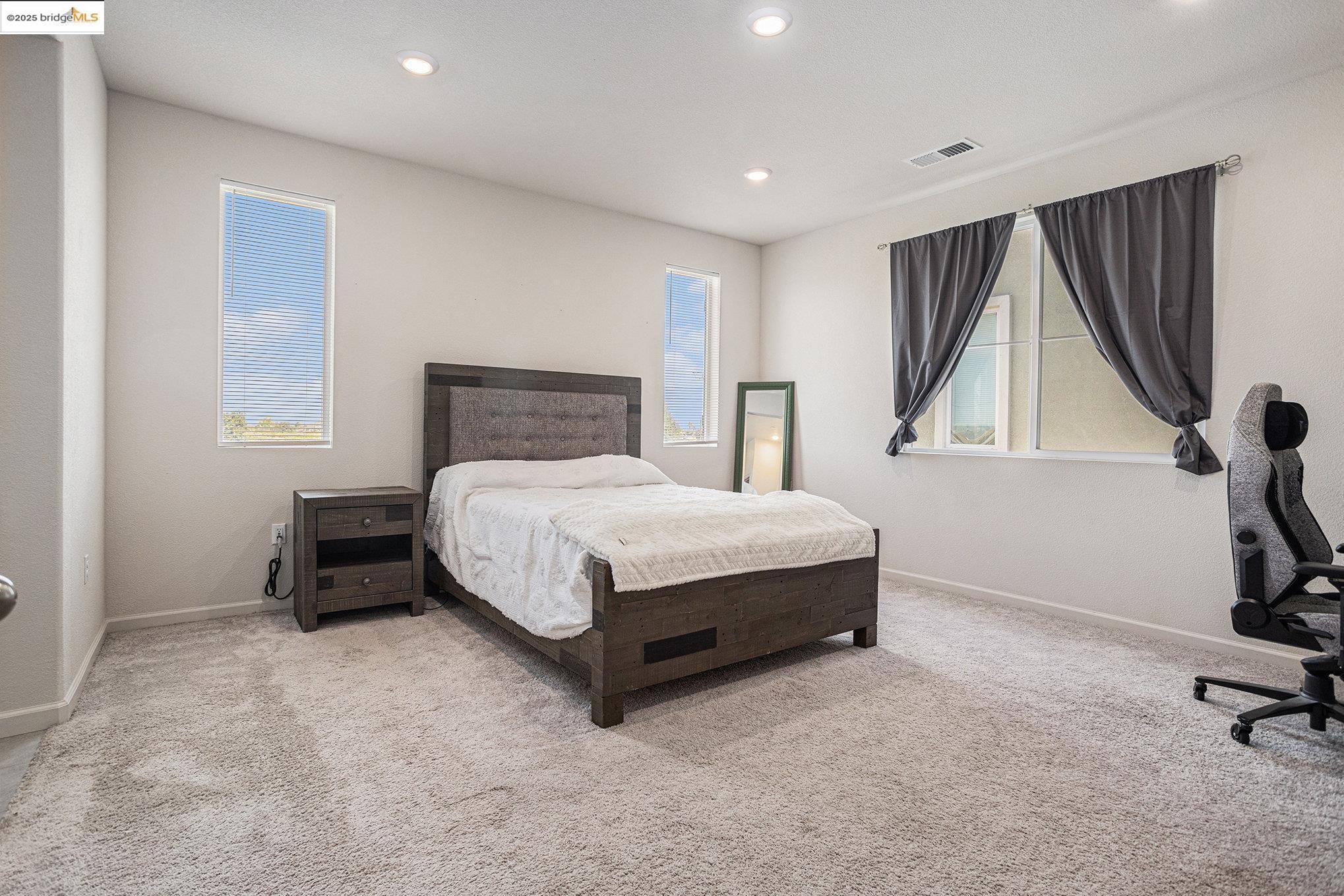 Oakley, CA 94561,868 Diamante WAY