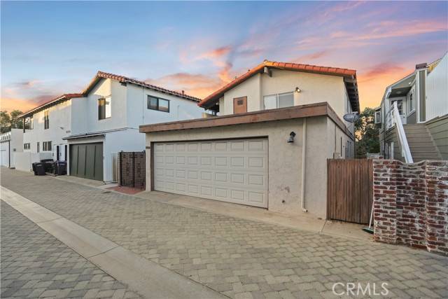 Newport Beach, CA 92661,1589 E Ocean BLD