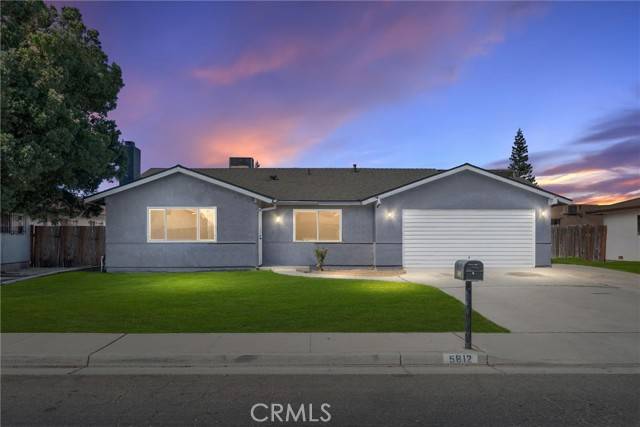 Bakersfield, CA 93309,5812 Appletree LN