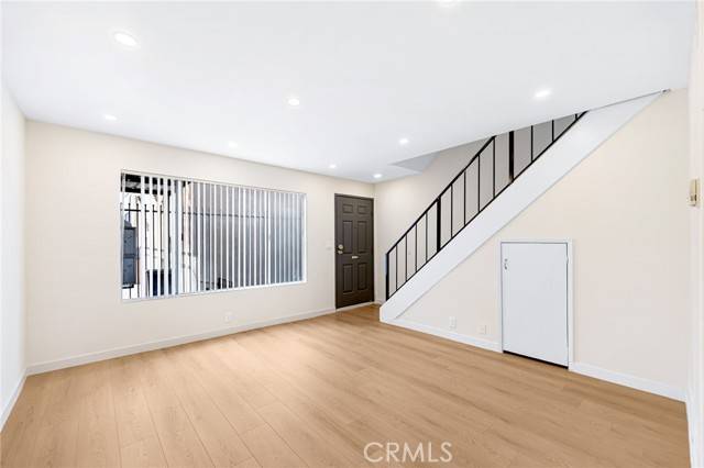 Glendale, CA 91204,333 Riverdale DR 1A