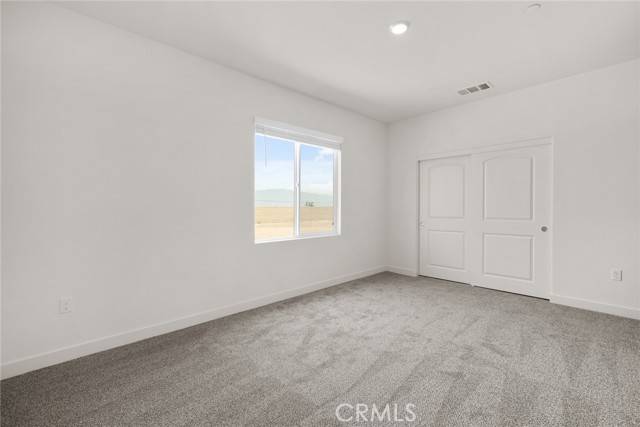 Apple Valley, CA 92307,14891 Desert Lily