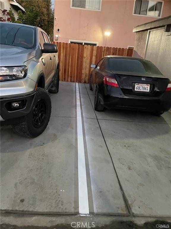 Santa Ana, CA 92707,2516 2516 S Rosewood