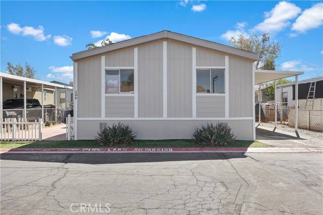 Apple Valley, CA 92308,22838 Bear Valley RD 106