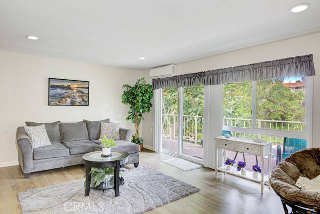Laguna Woods, CA 92637,662 Via Los Altos N