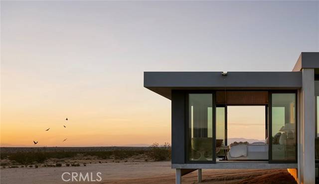 Joshua Tree, CA 92252,62300 Saturn ST