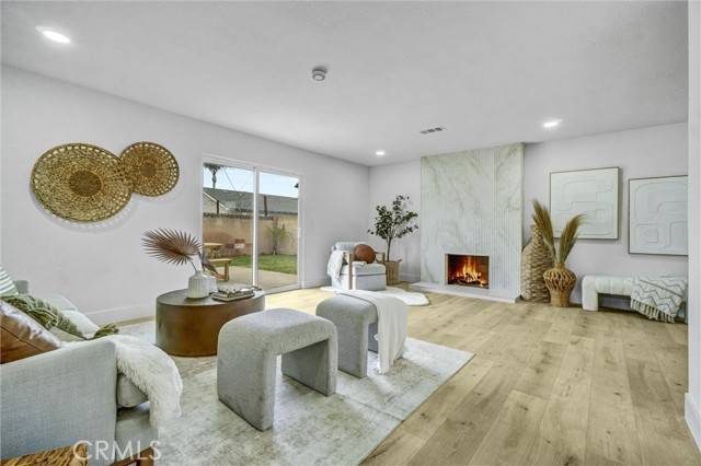 Huntington Beach, CA 92647,15012 Hanover