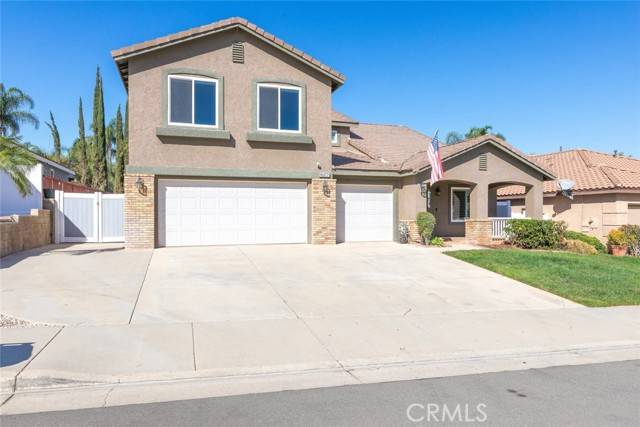 Corona, CA 92883,27089 Adelanto DR