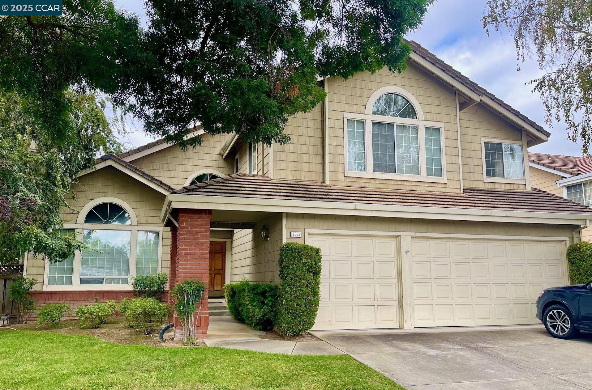 Pleasanton, CA 94588,2058 Palmer DR