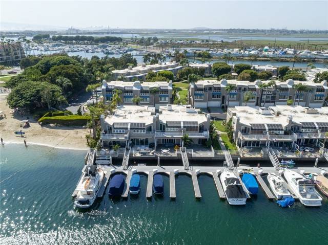 Huntington Beach, CA 92649,3299 Tempe DR