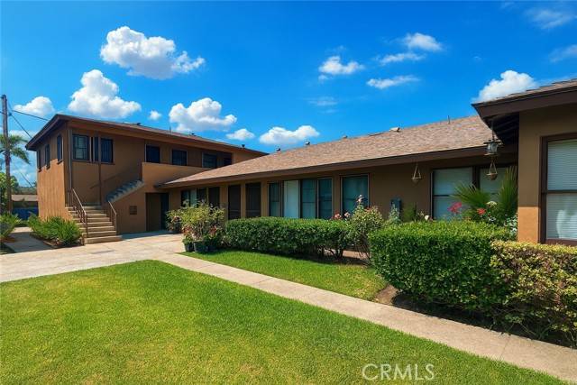 Anaheim, CA 92805,1136 W Broadway