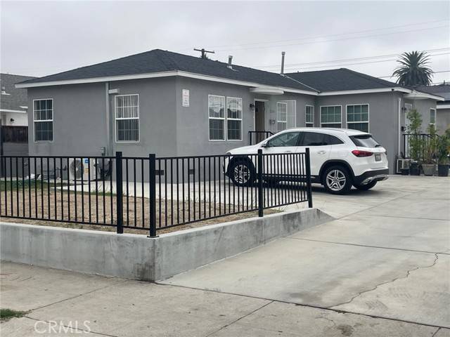 Burbank, CA 91504,2304 N Niagara