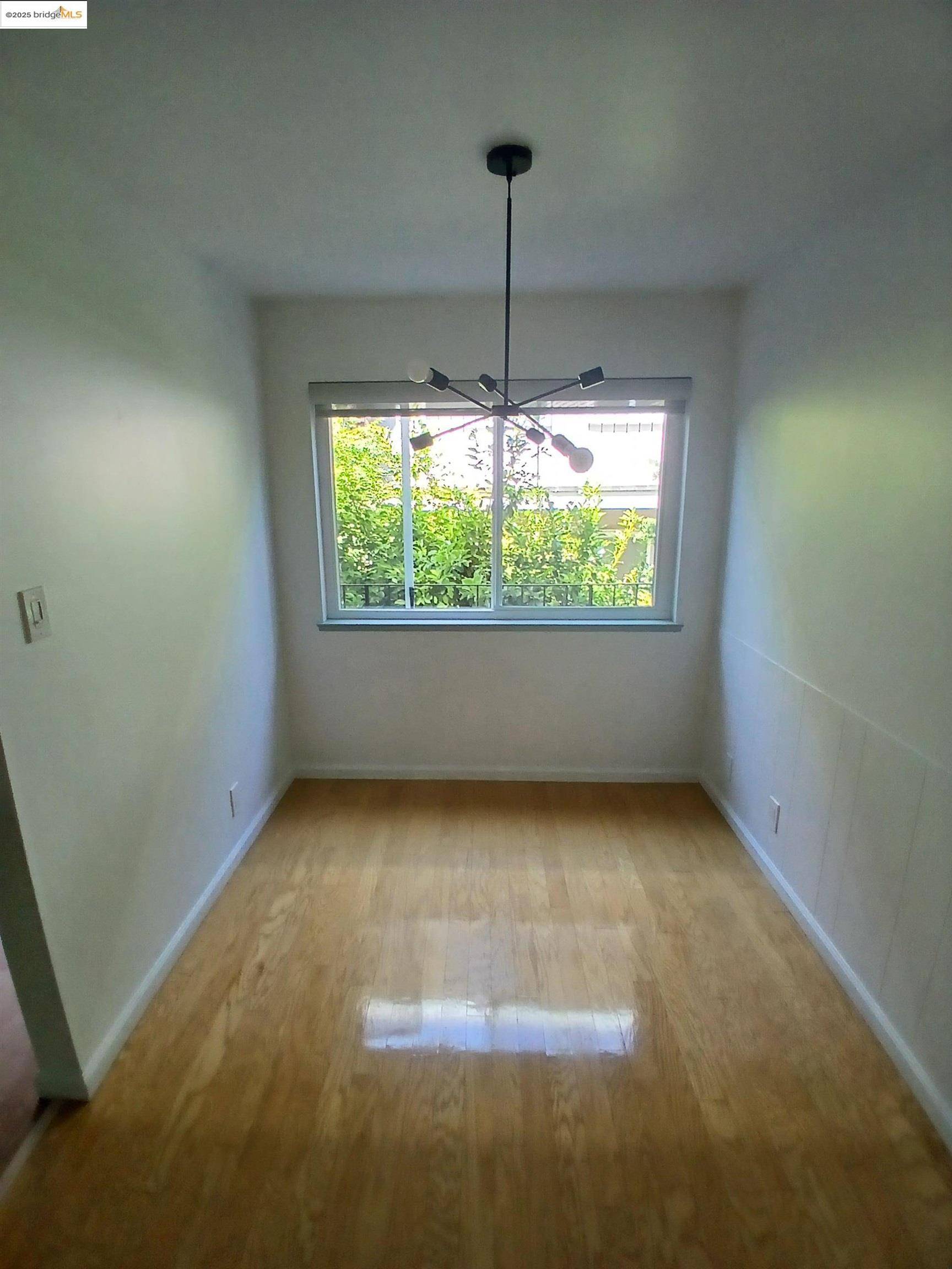 Oakland, CA 94602,1124 Hollywood Ave 3