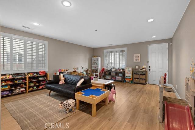 Palmdale, CA 93536,44311 53rd