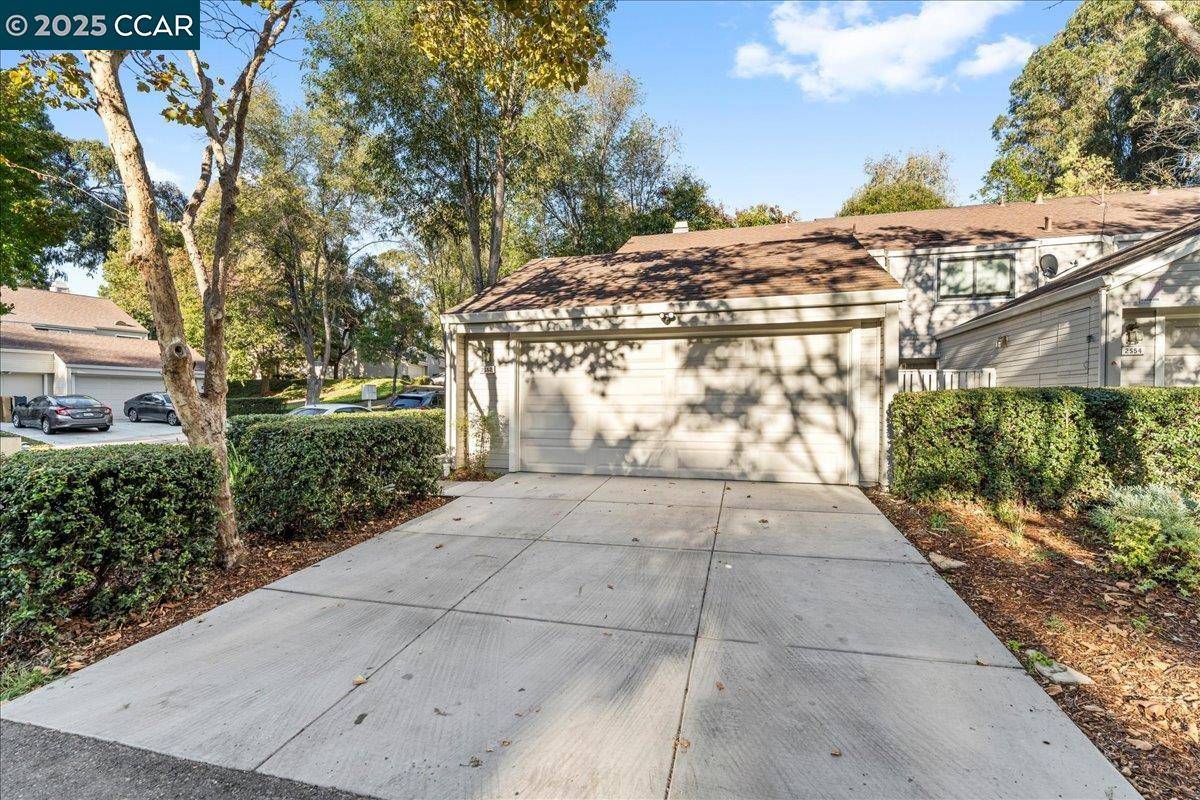 Richmond, CA 94806,2552 Treeside WAY