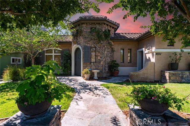 Newport Beach, CA 92663,2501 Margaret DR