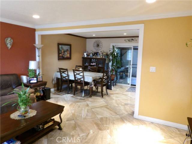 Santa Ana, CA 92703,4213 Fay CIR